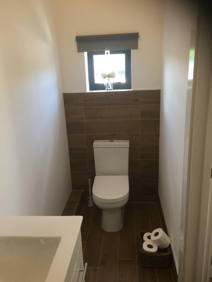 Willow Court Farm Studio South & Petting Farm, 8 Mins From Legoland & Windsor, 15 Mins From Lapland Uk Extérieur photo